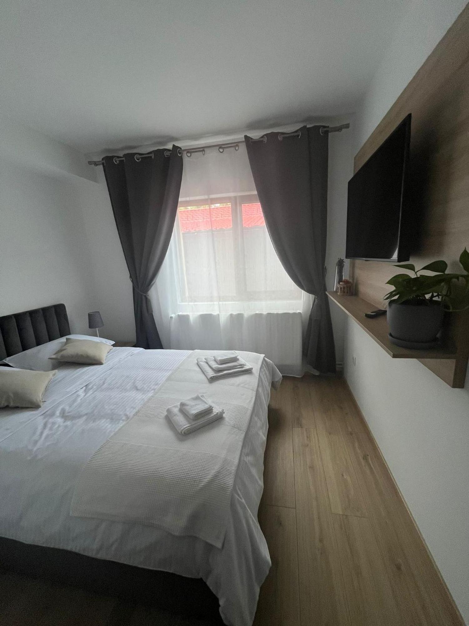 Hotel Kilometru108 Leordina Esterno foto