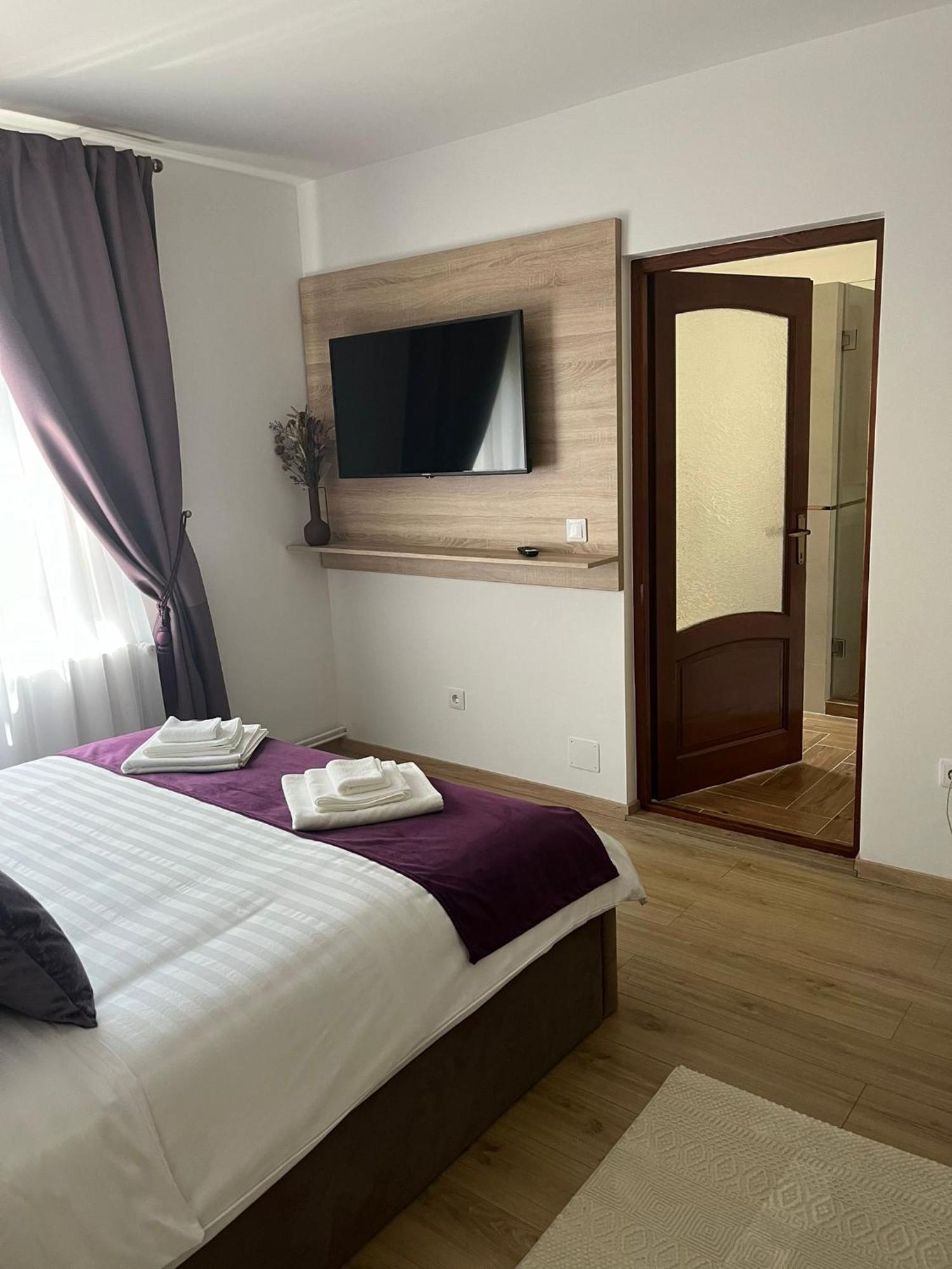 Hotel Kilometru108 Leordina Esterno foto